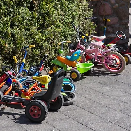 Wczasowisko Syrena 3*